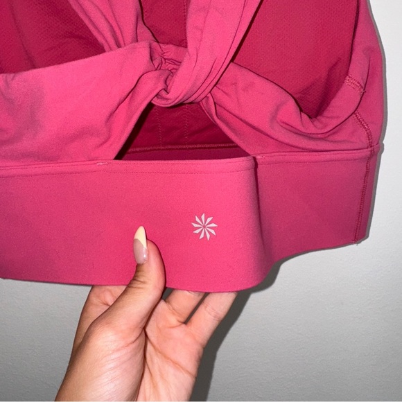 Athleta Sports Bra Womens Small Pink Warrior Longline Twist Scoop Neck Active - Picture 3 of 3